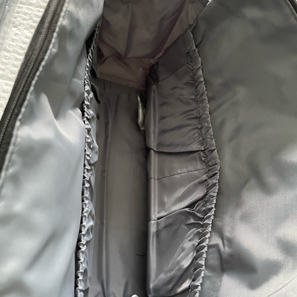 Thirty One Super Swap it pocket. Charcoal crosshatch pattern - Picture 2 of 4